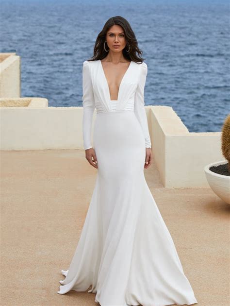 where to buy pronovias online.